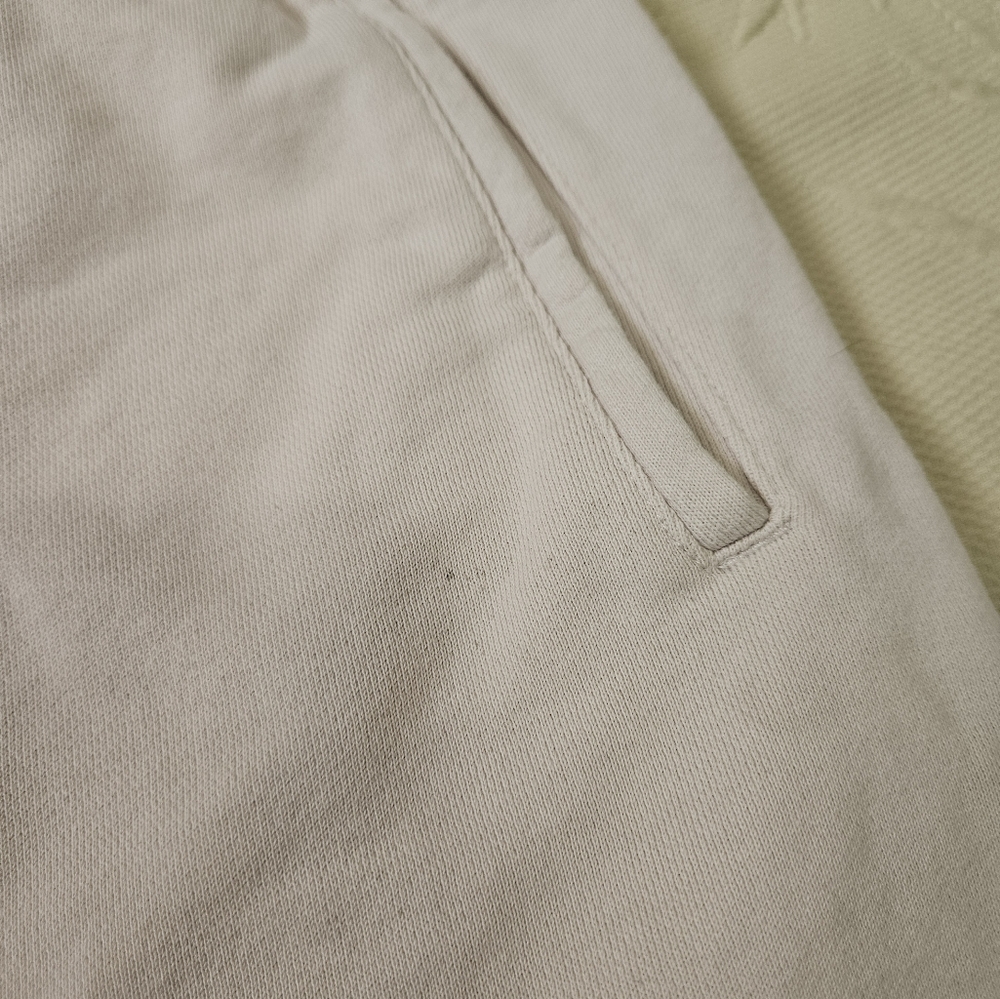 Jordan Cream Shorts - Picture 4 of 5